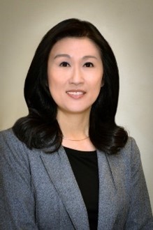 Portrait of Dr. Nancy Auyeung. 