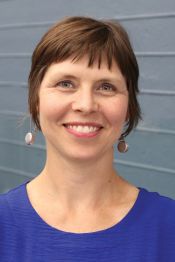 Portrait of Dr. Cara Brown.