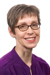 Portrait of Dr. Lisa Lix.