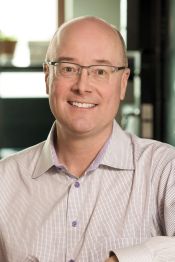 Portrait of Dr. Kirk McManus.